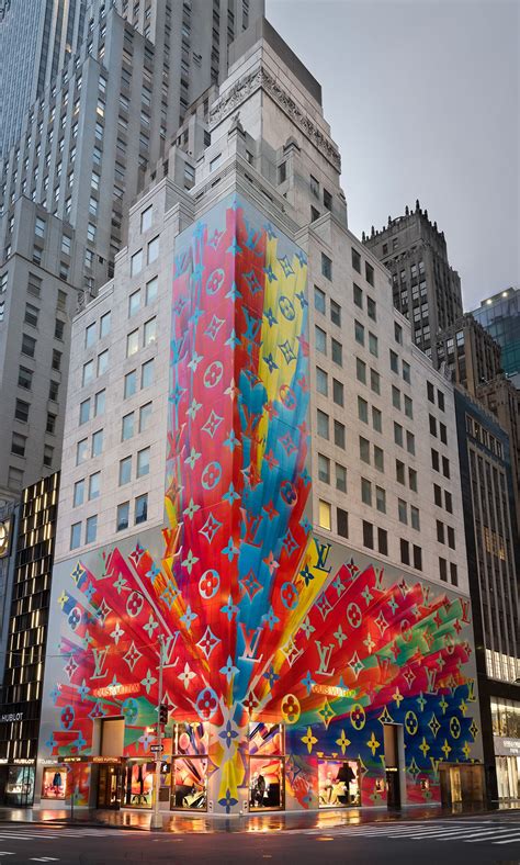 saks fifth avenue lv